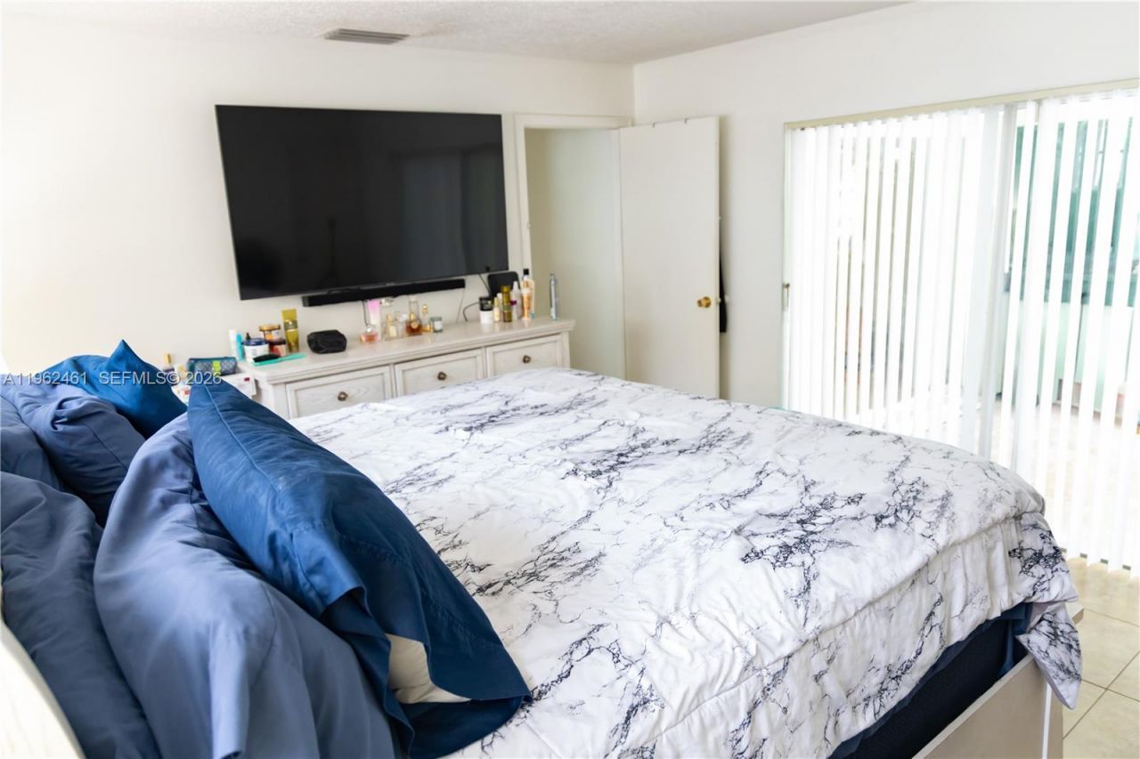 9161 NW 26th Pl, Sunrise, FL 33322 Photo