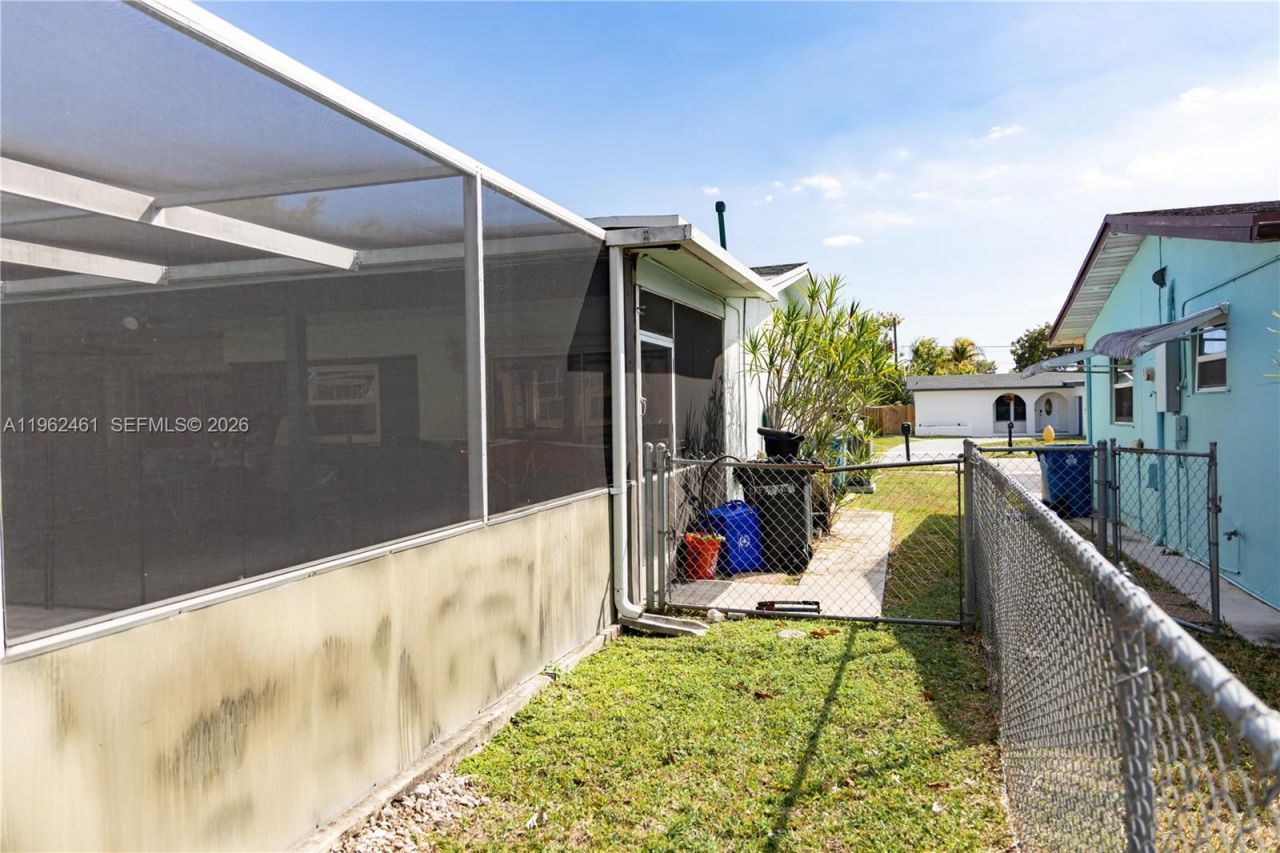 9161 NW 26th Pl, Sunrise, FL 33322 Photo