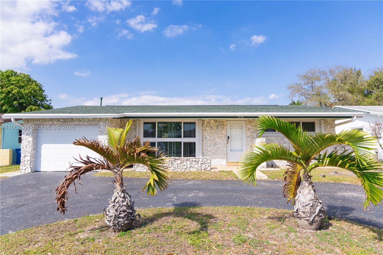 9161 NW 26th Pl, Sunrise, FL 33322 Photo