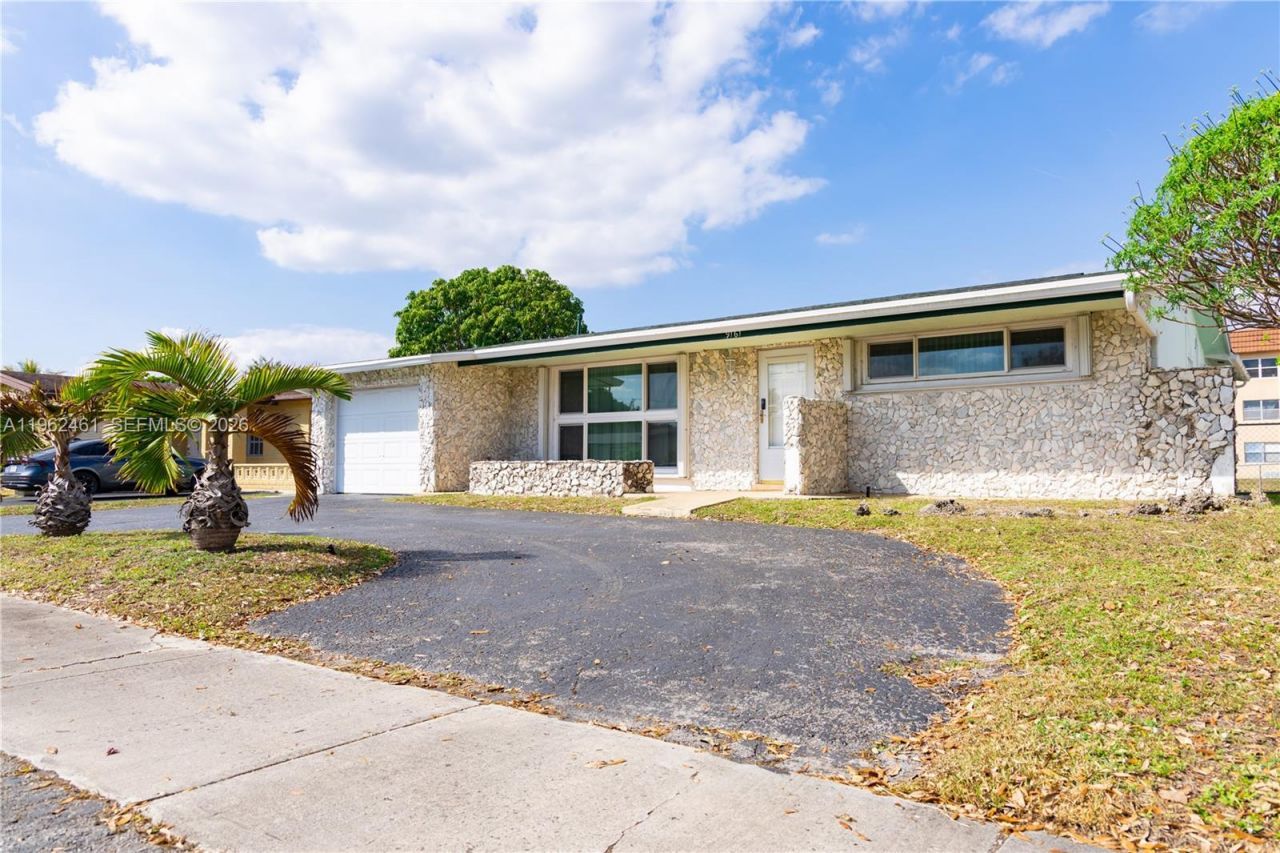 9161 NW 26th Pl, Sunrise, FL 33322 Photo
