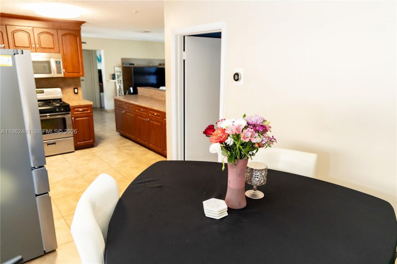 9161 NW 26th Pl, Sunrise, FL 33322 Photo