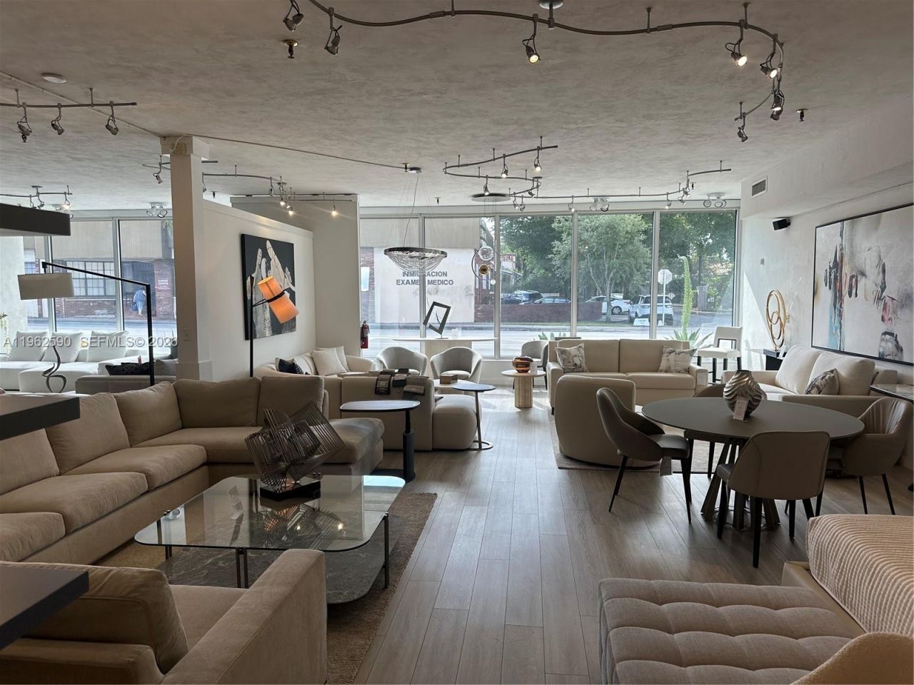 4797 SW 8th St, Miami, FL 33134 Photo