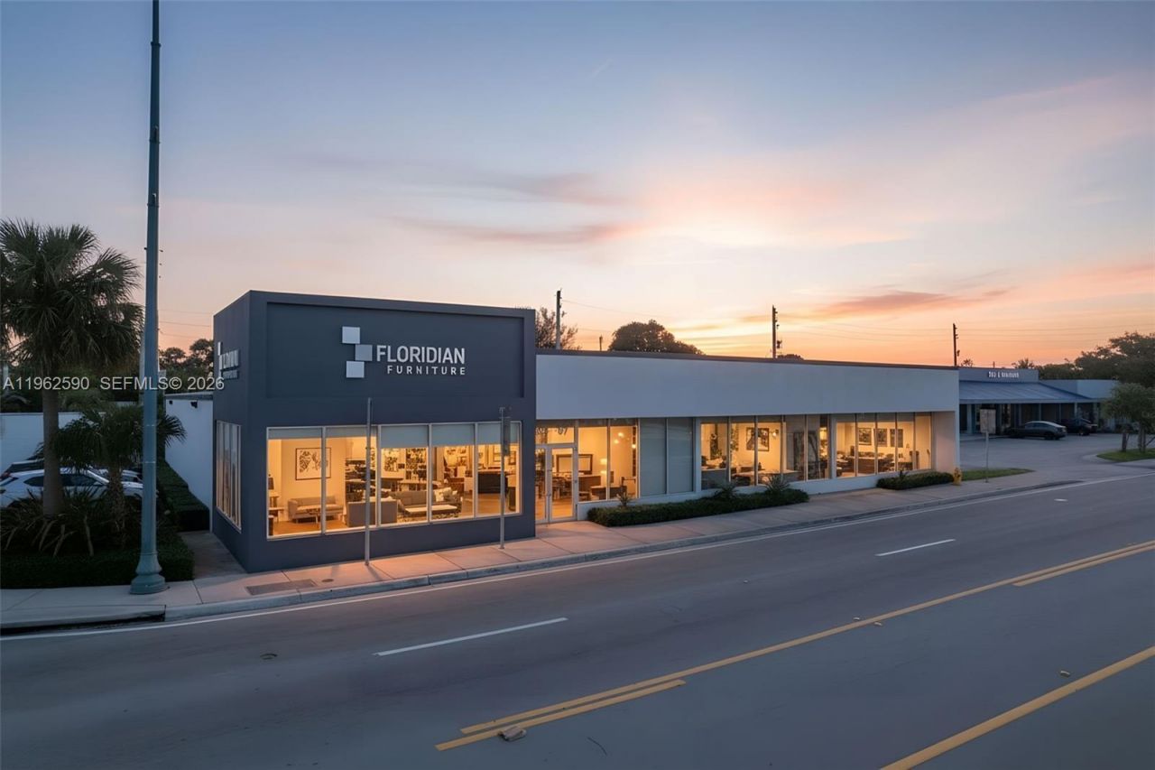 4797 SW 8th St, Miami, FL 33134 Photo