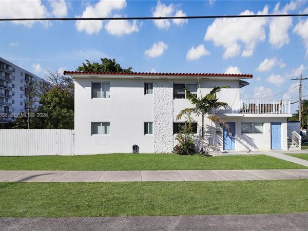 3601 SW 2nd St , Unit 3601, Miami, FL 33135