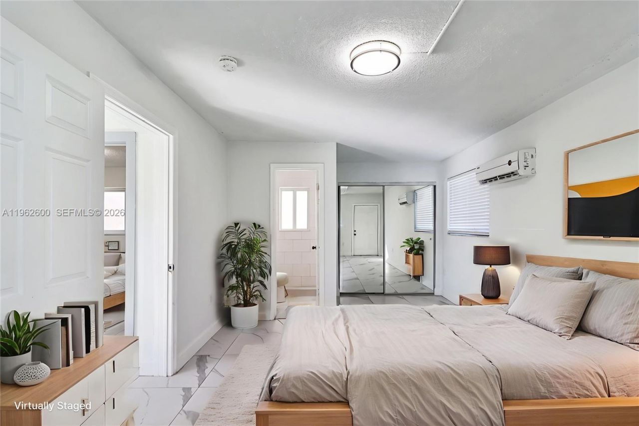 3601 SW 2nd St, Unit 3601, Miami, FL 33135 Photo