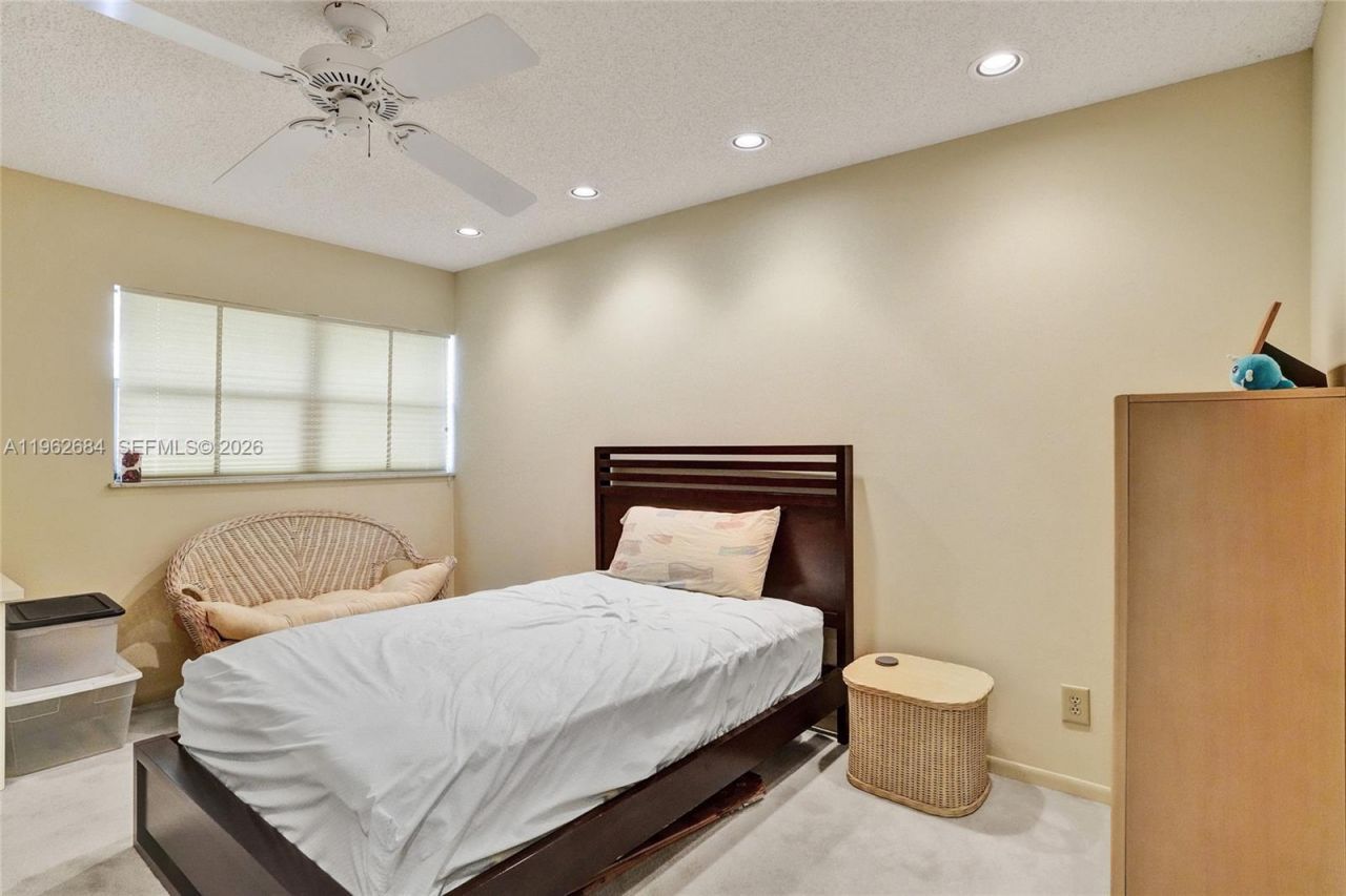 10960 SW 70th Ter, Miami, FL 33173 Photo