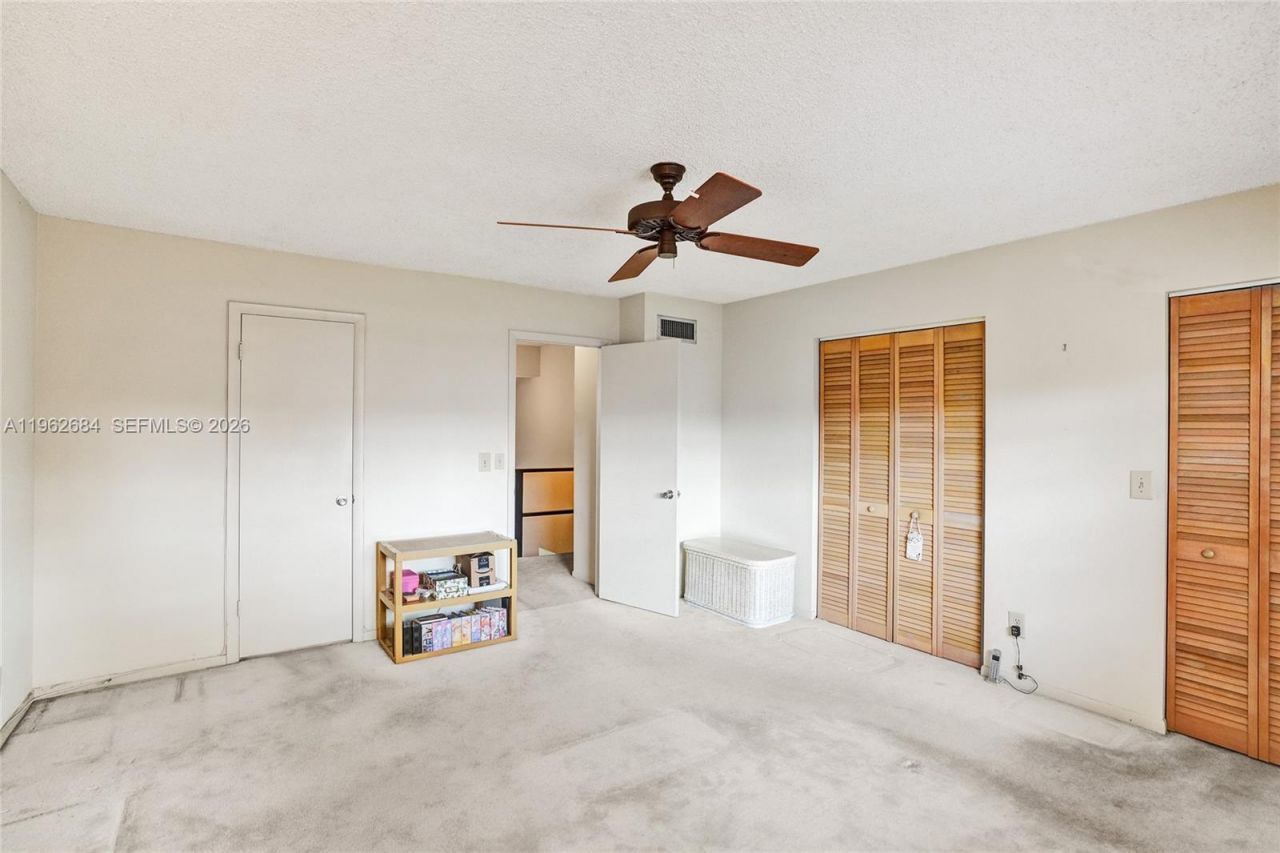 10960 SW 70th Ter, Miami, FL 33173 Photo