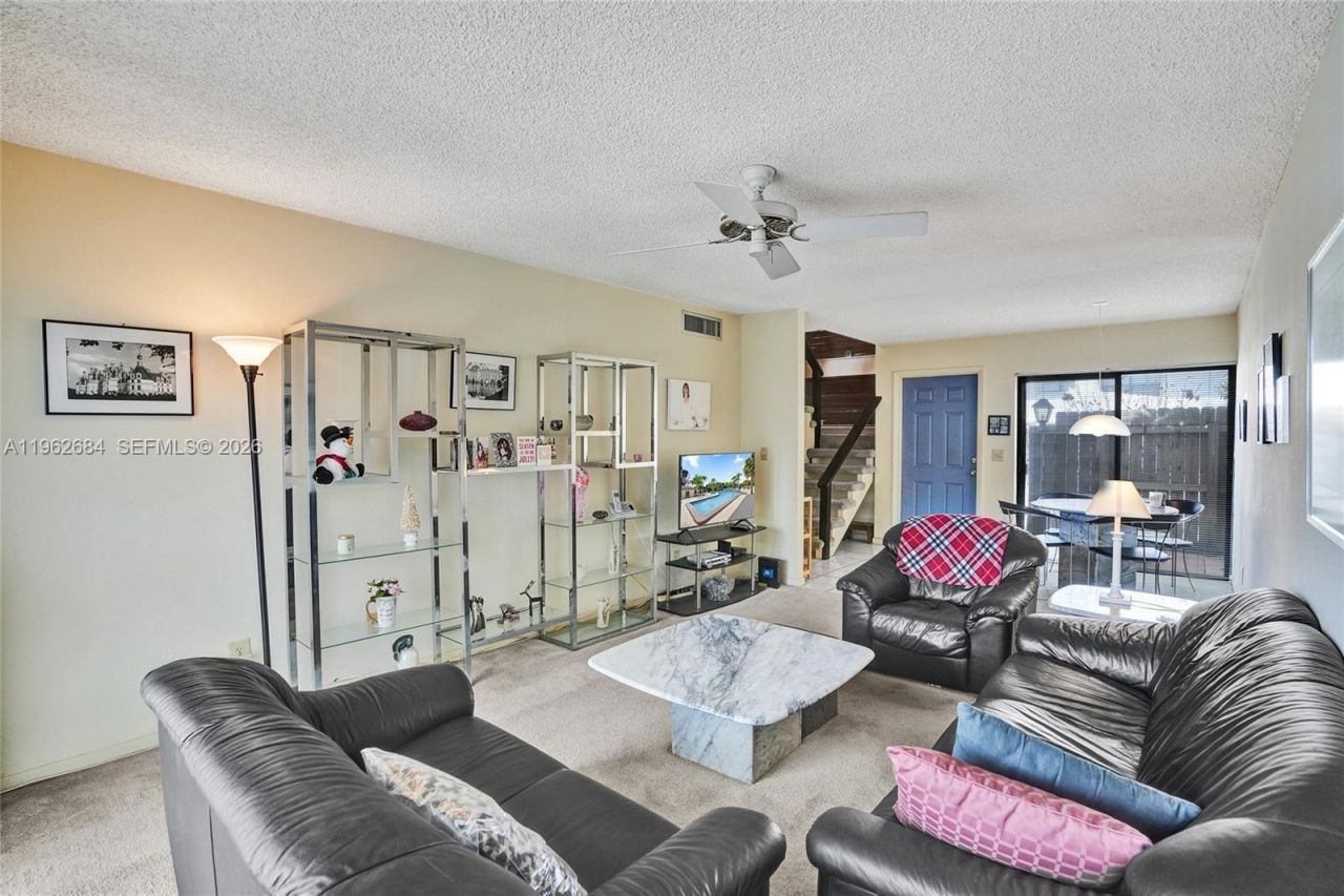 10960 SW 70th Ter, Miami, FL 33173 Photo