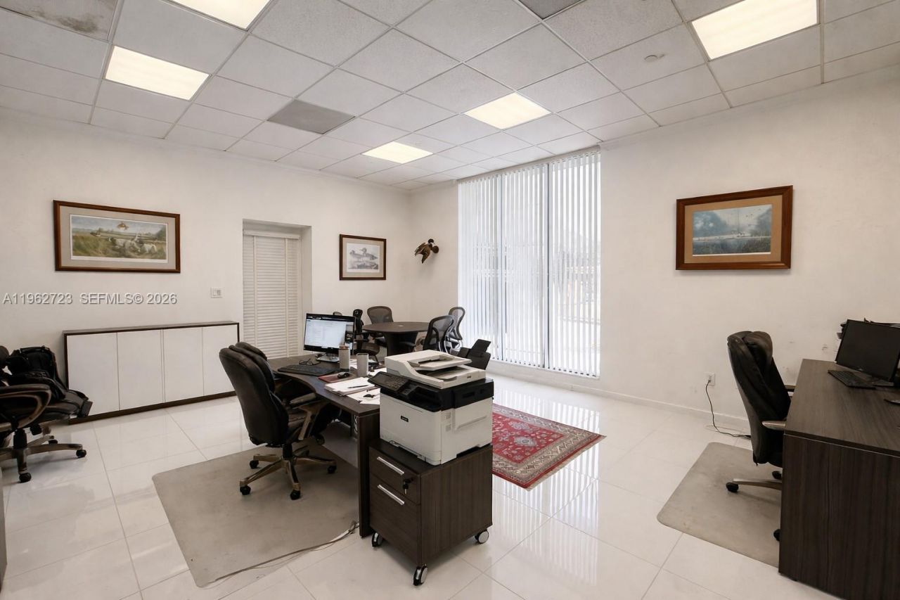 5700 Collins Ave, Unit CU-1, Miami Beach, FL 33140 Photo