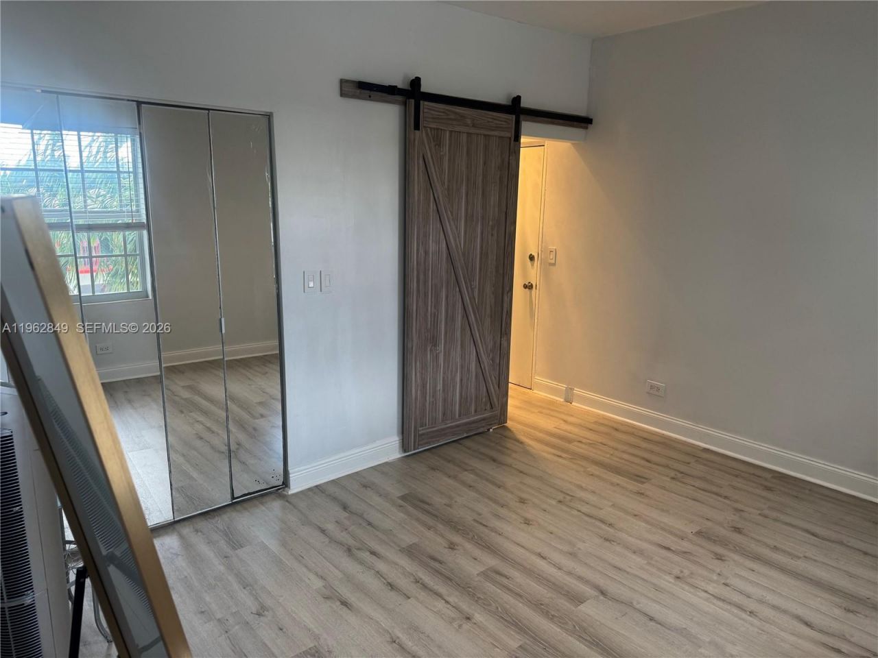 637 12th St, Unit 6, Miami Beach, FL 33139 Photo