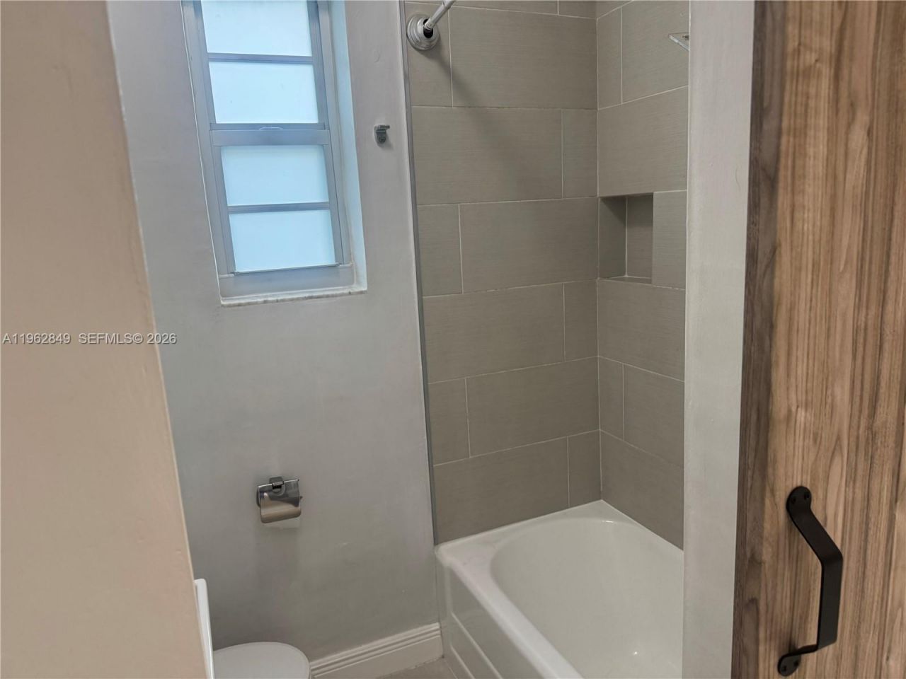 637 12th St, Unit 6, Miami Beach, FL 33139 Photo