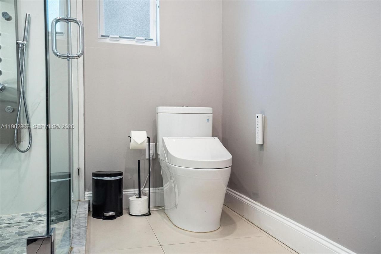 1019 NE 115th St , Unit 1019, Biscayne Park, FL 33161 Photo