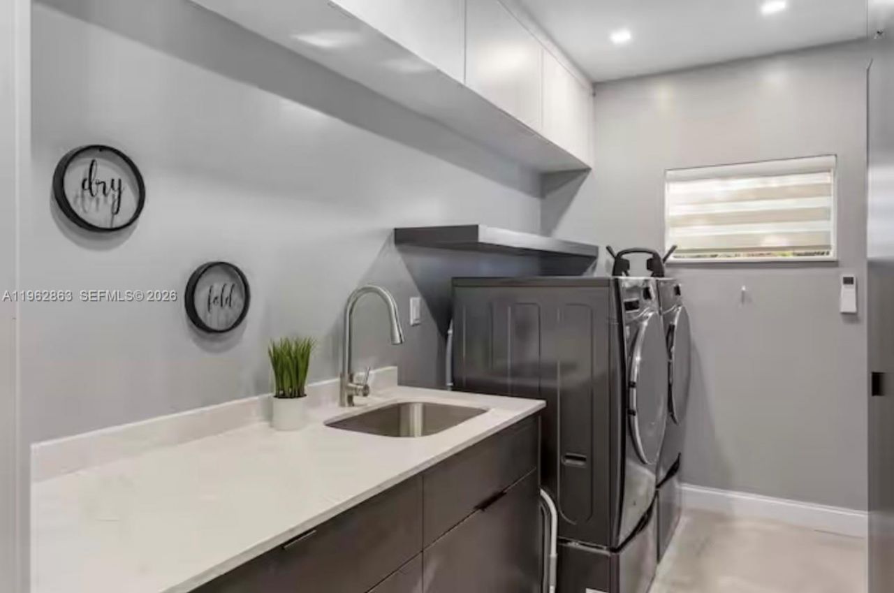 1019 NE 115th St , Unit 1019, Biscayne Park, FL 33161 Photo