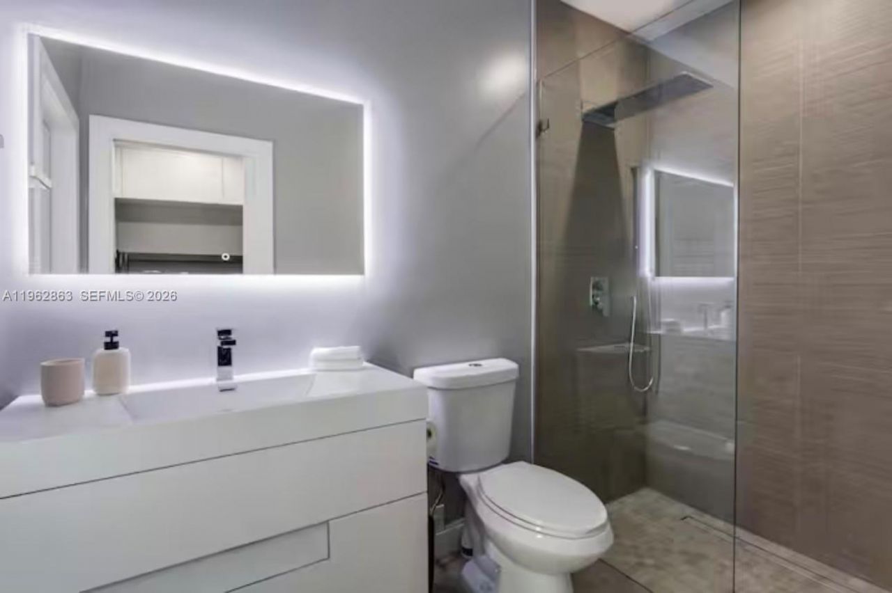 1019 NE 115th St , Unit 1019, Biscayne Park, FL 33161 Photo