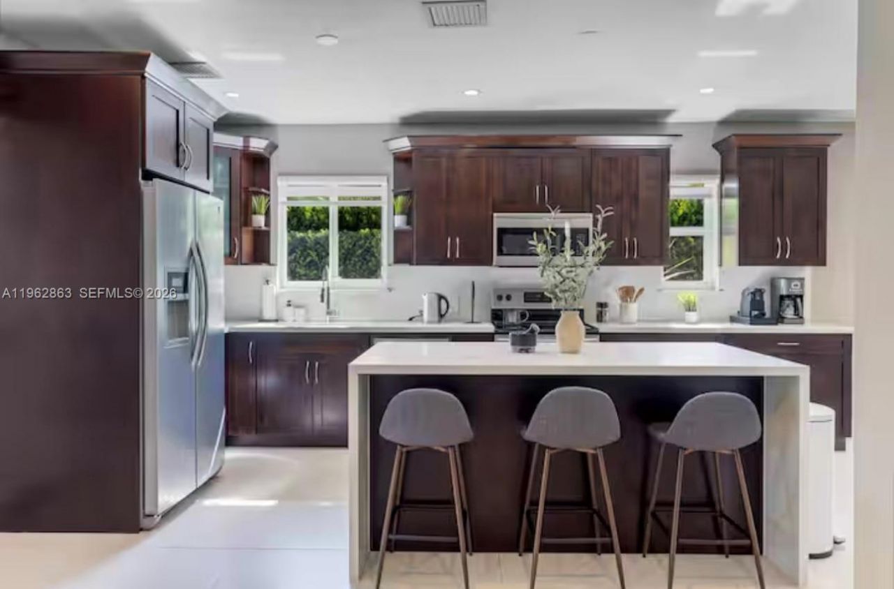 1019 NE 115th St , Unit 1019, Biscayne Park, FL 33161 Photo