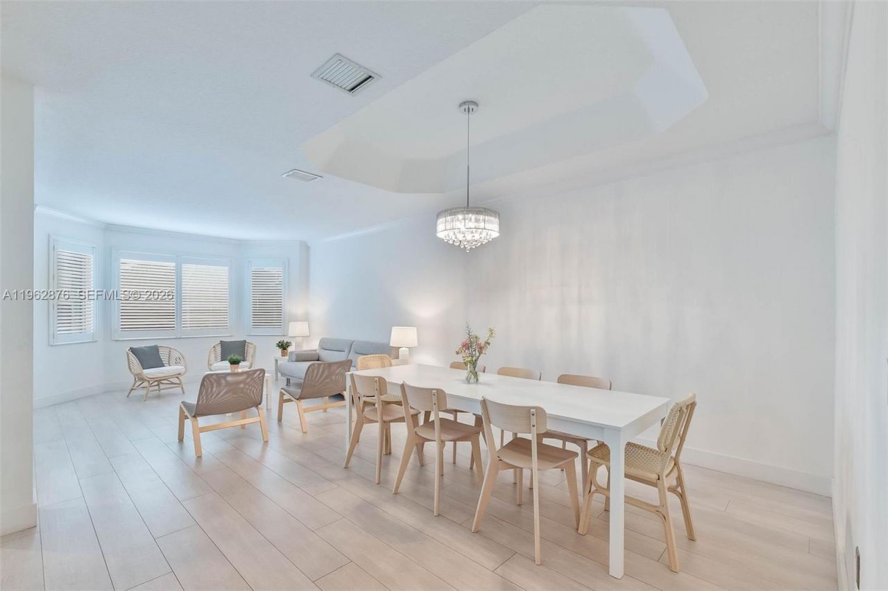 11227 NW 73rd Ter , Doral, FL 33178 Photo