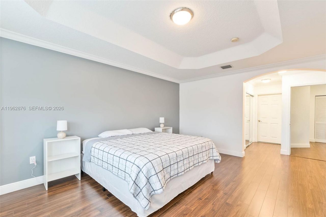 11227 NW 73rd Ter , Doral, FL 33178 Photo