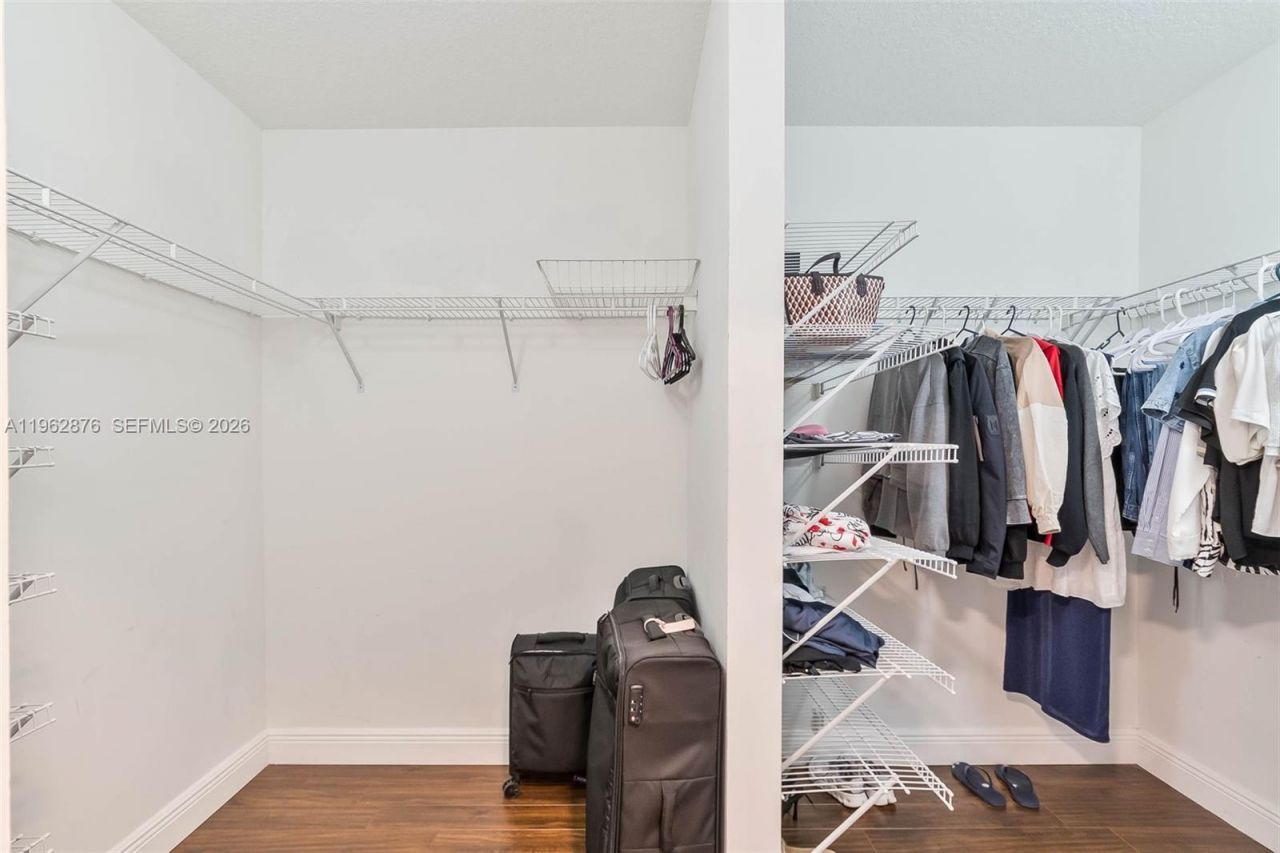 11227 NW 73rd Ter , Doral, FL 33178 Photo