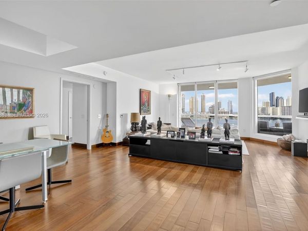 6000 Island Blvd , Unit 1208, Aventura, FL 33160