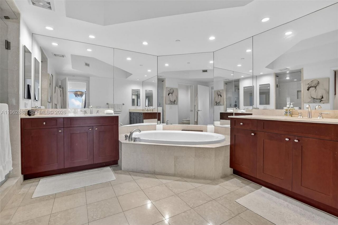 6000 Island Blvd , Unit 1208, Aventura, FL 33160 Photo