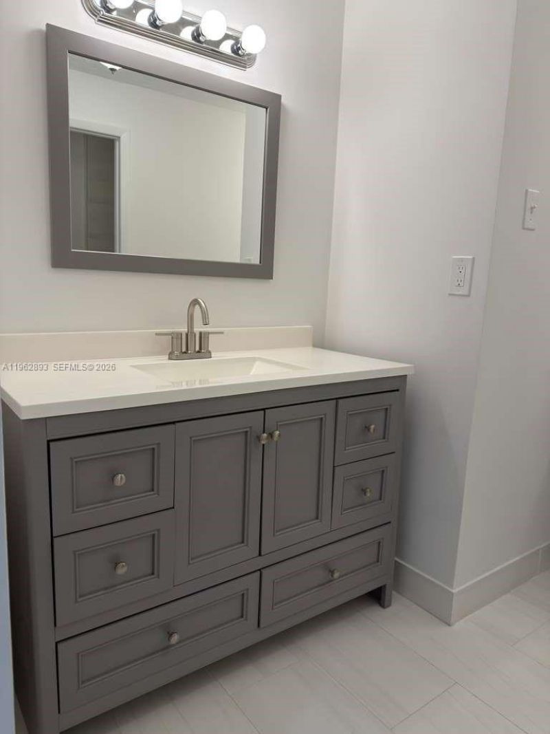 9719 N New River Canal Rd, Unit 308, Plantation, FL 33324 Photo