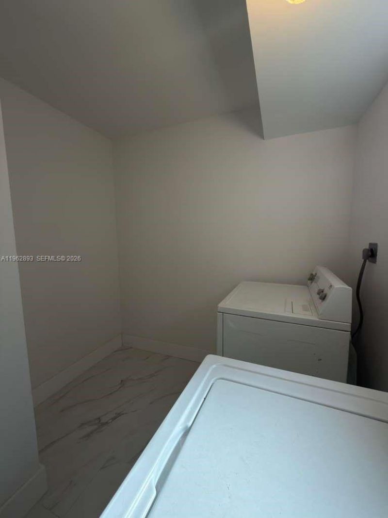 9719 N New River Canal Rd, Unit 308, Plantation, FL 33324 Photo