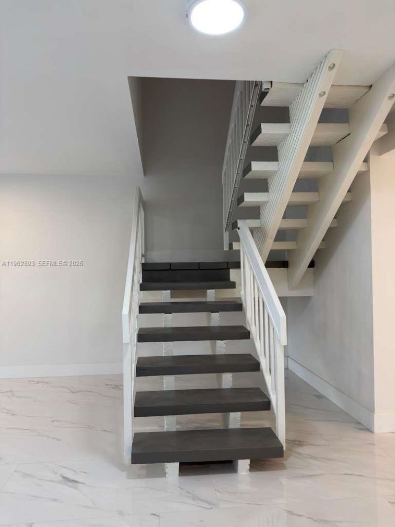 9719 N New River Canal Rd, Unit 308, Plantation, FL 33324 Photo