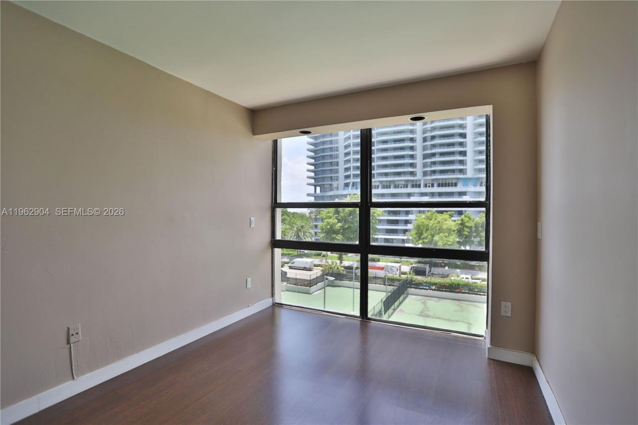 600 NE 36th St, Unit 507, Miami, FL 33137 Photo