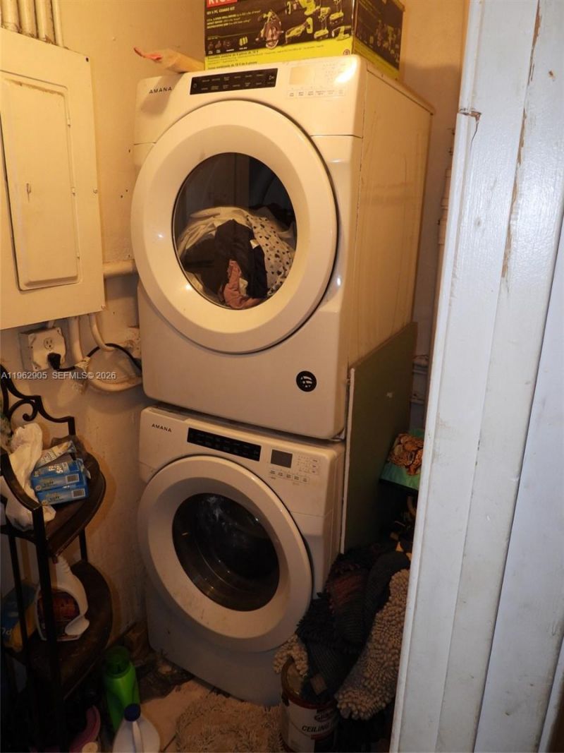 1040 NW 149th St, Miami, FL 33168 Photo