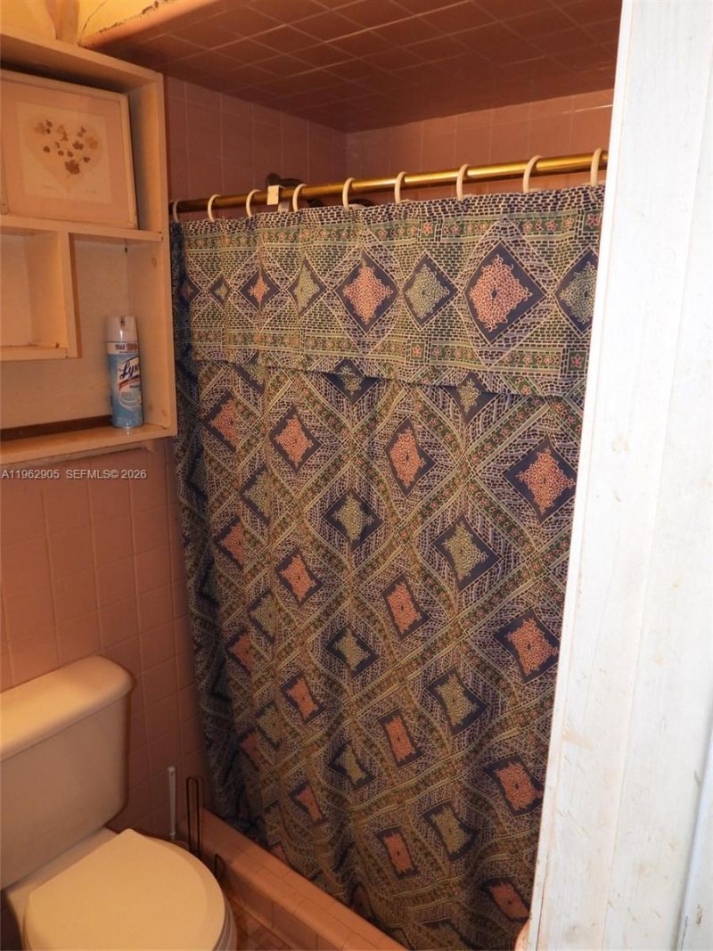 1040 NW 149th St, Miami, FL 33168 Photo