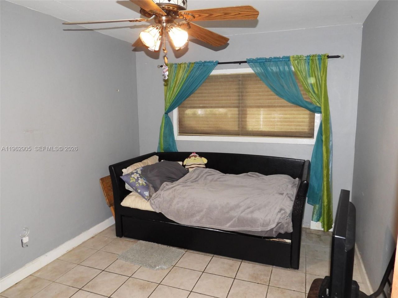 1040 NW 149th St, Miami, FL 33168 Photo