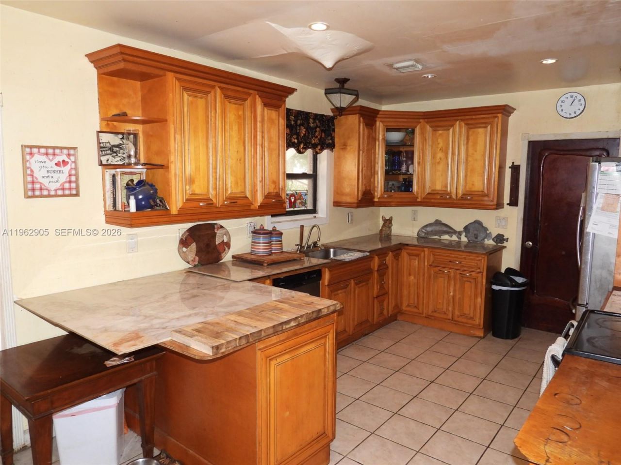 1040 NW 149th St, Miami, FL 33168 Photo