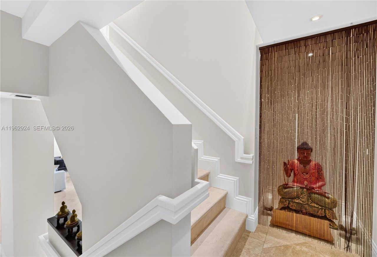 16500 Collins Ave, Unit TH-9, Sunny Isles Beach, FL 33160 Photo
