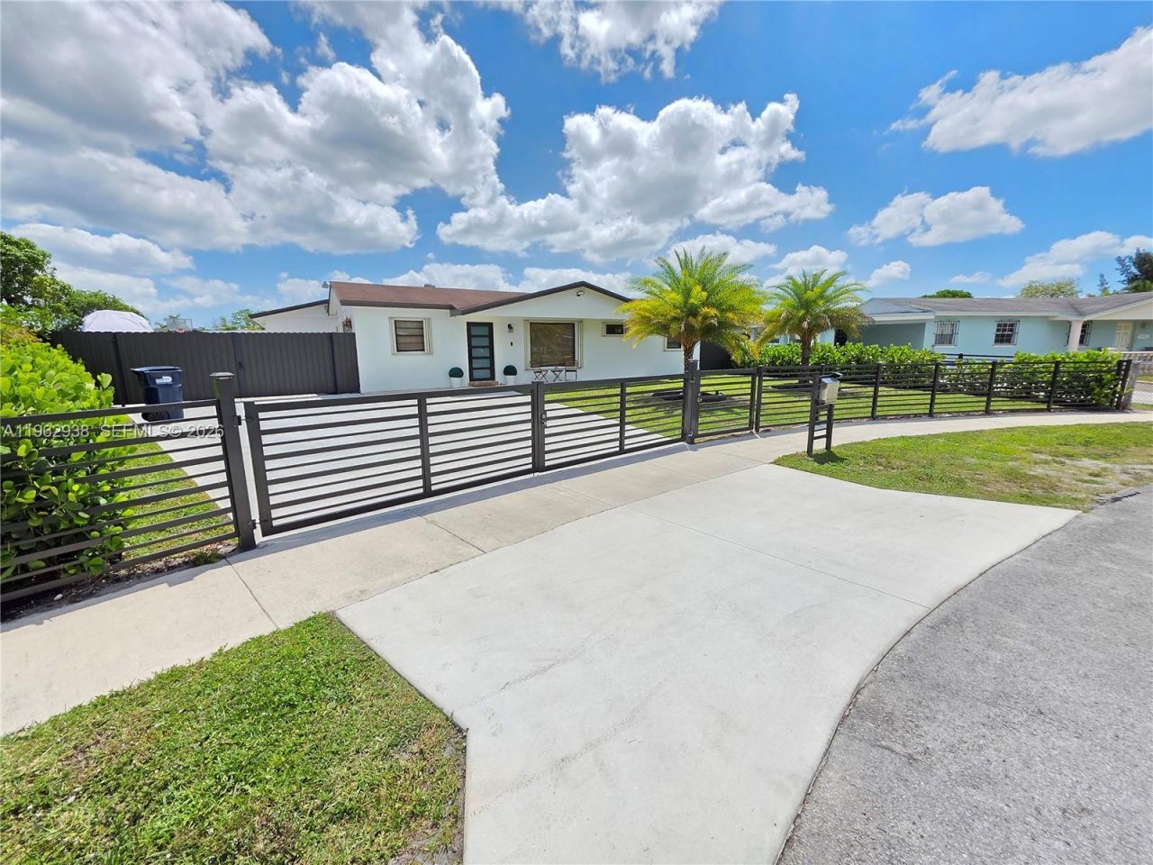 19631 NW 45th Ave, Miami Gardens, FL 33055 Photo