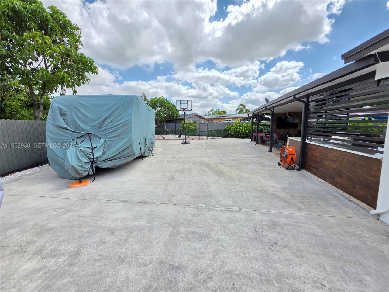 19631 NW 45th Ave, Miami Gardens, FL 33055 Photo