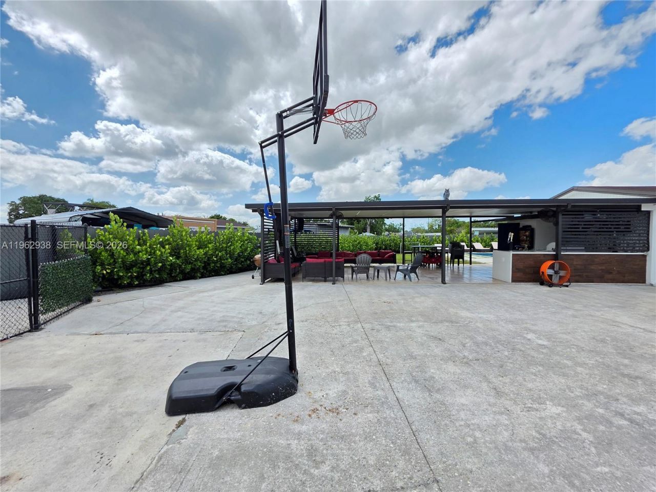 19631 NW 45th Ave, Miami Gardens, FL 33055 Photo