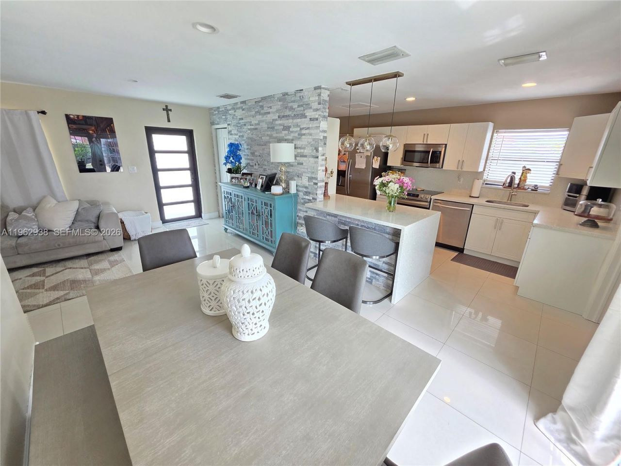 19631 NW 45th Ave, Miami Gardens, FL 33055 Photo