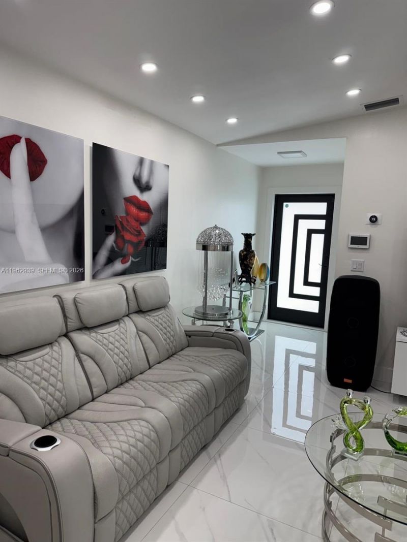 19234 SW 121st Ct, Miami, FL 33177 Photo