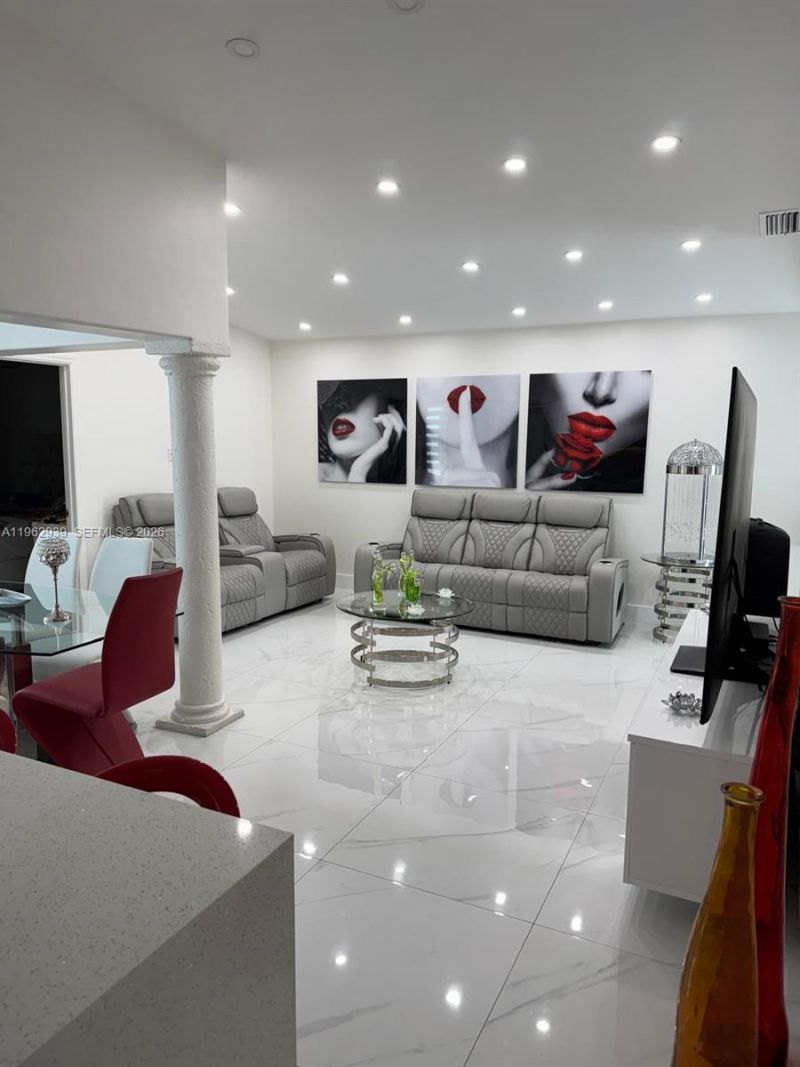 19234 SW 121st Ct, Miami, FL 33177 Photo