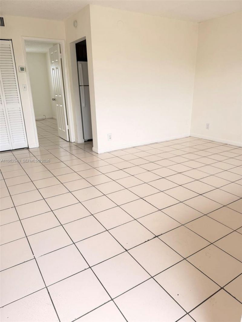 241 SE 9th Ave, Unit 206, Pompano Beach, FL 33060 Photo