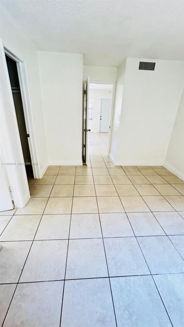 241 SE 9th Ave , Unit 206, Pompano Beach, FL 33060 Photo