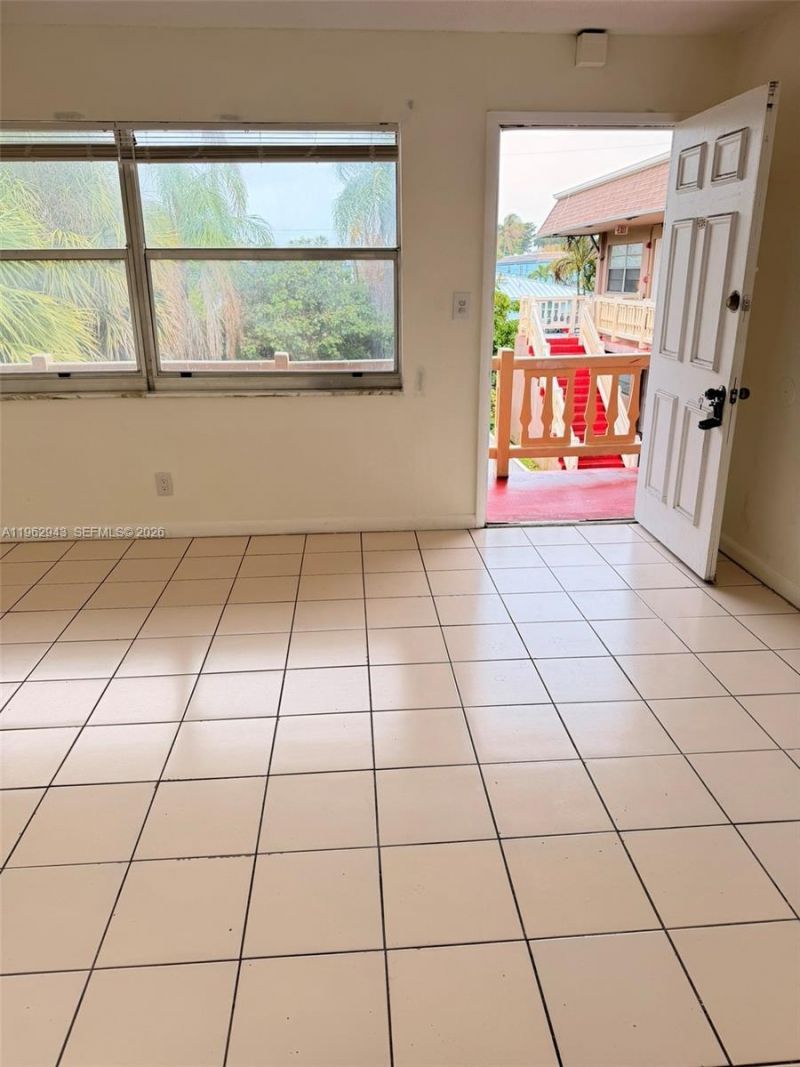 241 SE 9th Ave, Unit 206, Pompano Beach, FL 33060 Photo