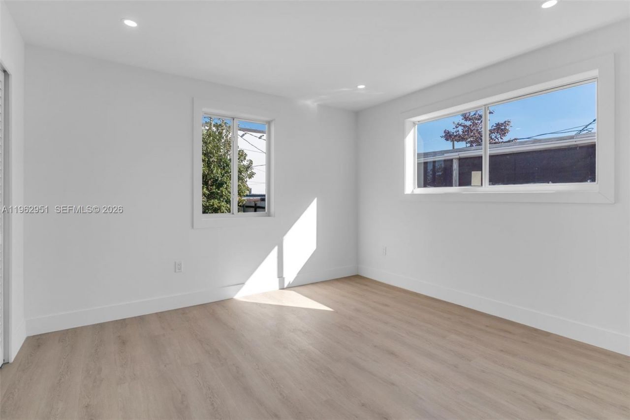 5941 E 6th Ave, Hialeah, FL 33013 Photo