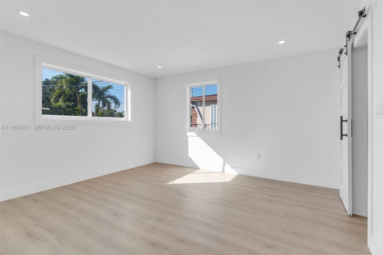 5941 E 6th Ave, Hialeah, FL 33013 Photo