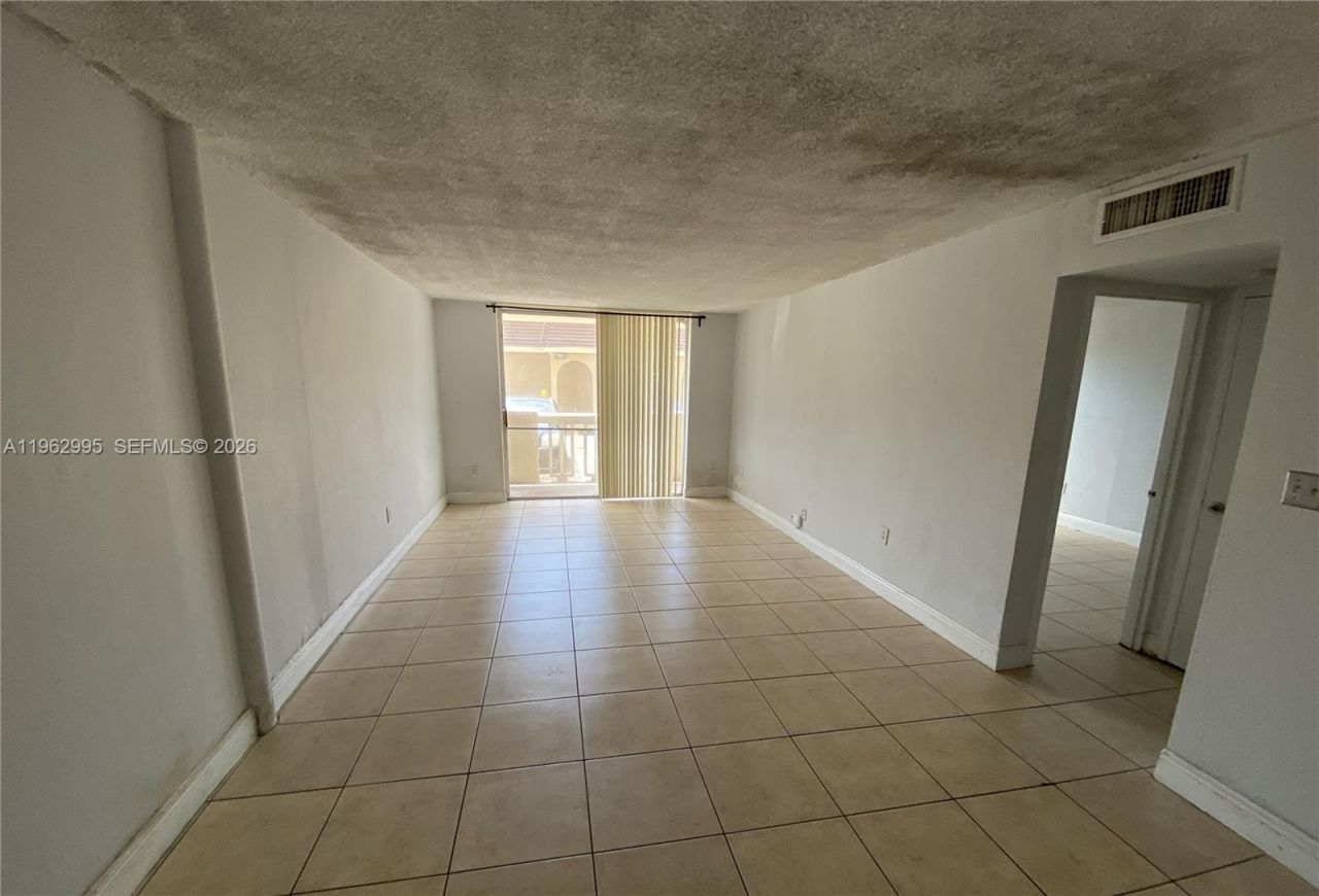 1800 Sans Souci Blvd , Unit 119, North Miami, FL 33181 Photo