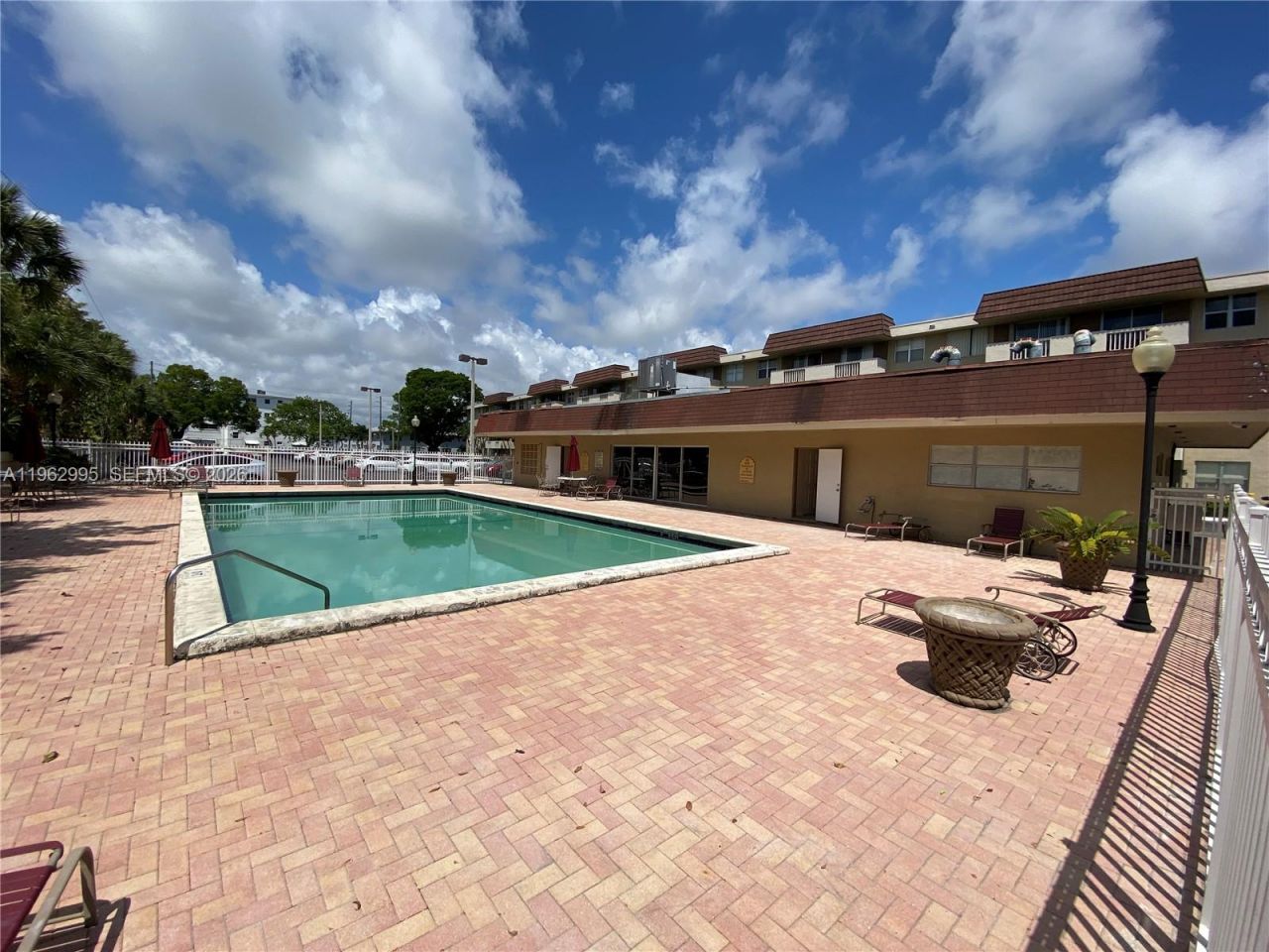 1800 Sans Souci Blvd , Unit 119, North Miami, FL 33181 Photo