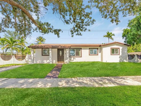 2901 SW 92nd Ave , Miami, FL 33165