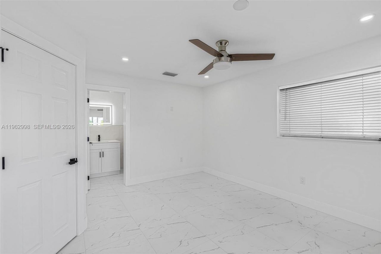 2901 SW 92nd Ave , Miami, FL 33165 Photo