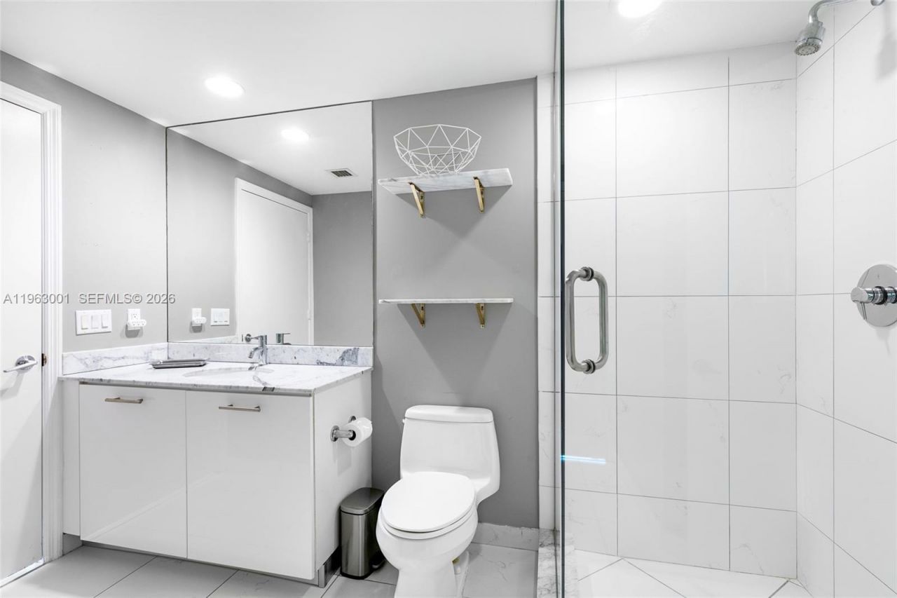 55 SE 6th St, Unit 3101, Miami, FL 33131 Photo