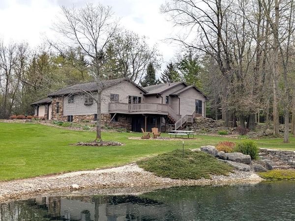 N6439 LAKESHORE DRIVE, Hilbert, WI 54129